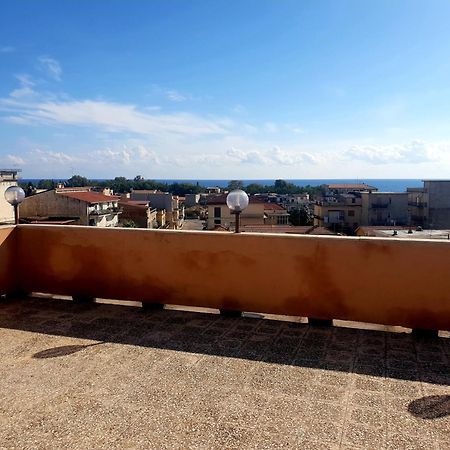 Lorena Loft Locri Bagian luar foto