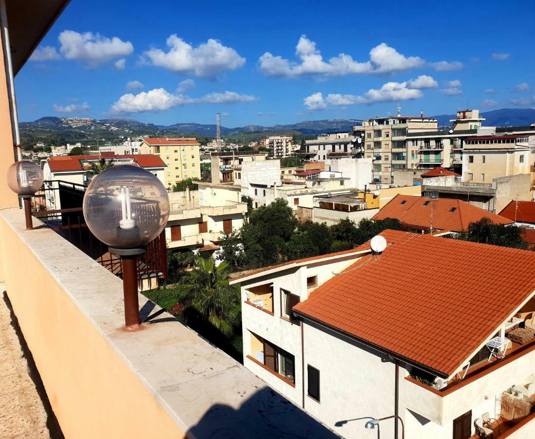 Lorena Loft Locri Bagian luar foto