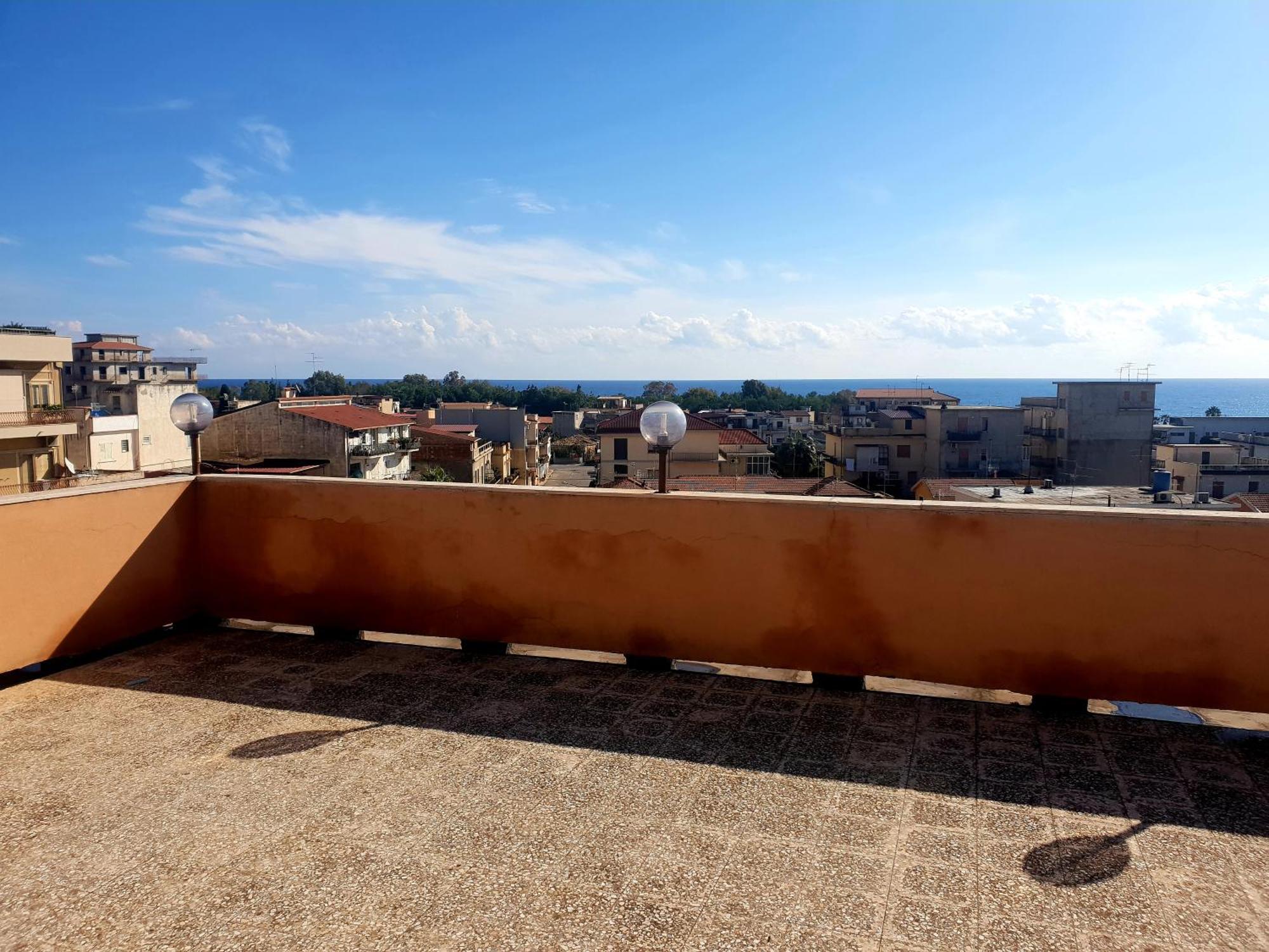 Lorena Loft Locri Bagian luar foto